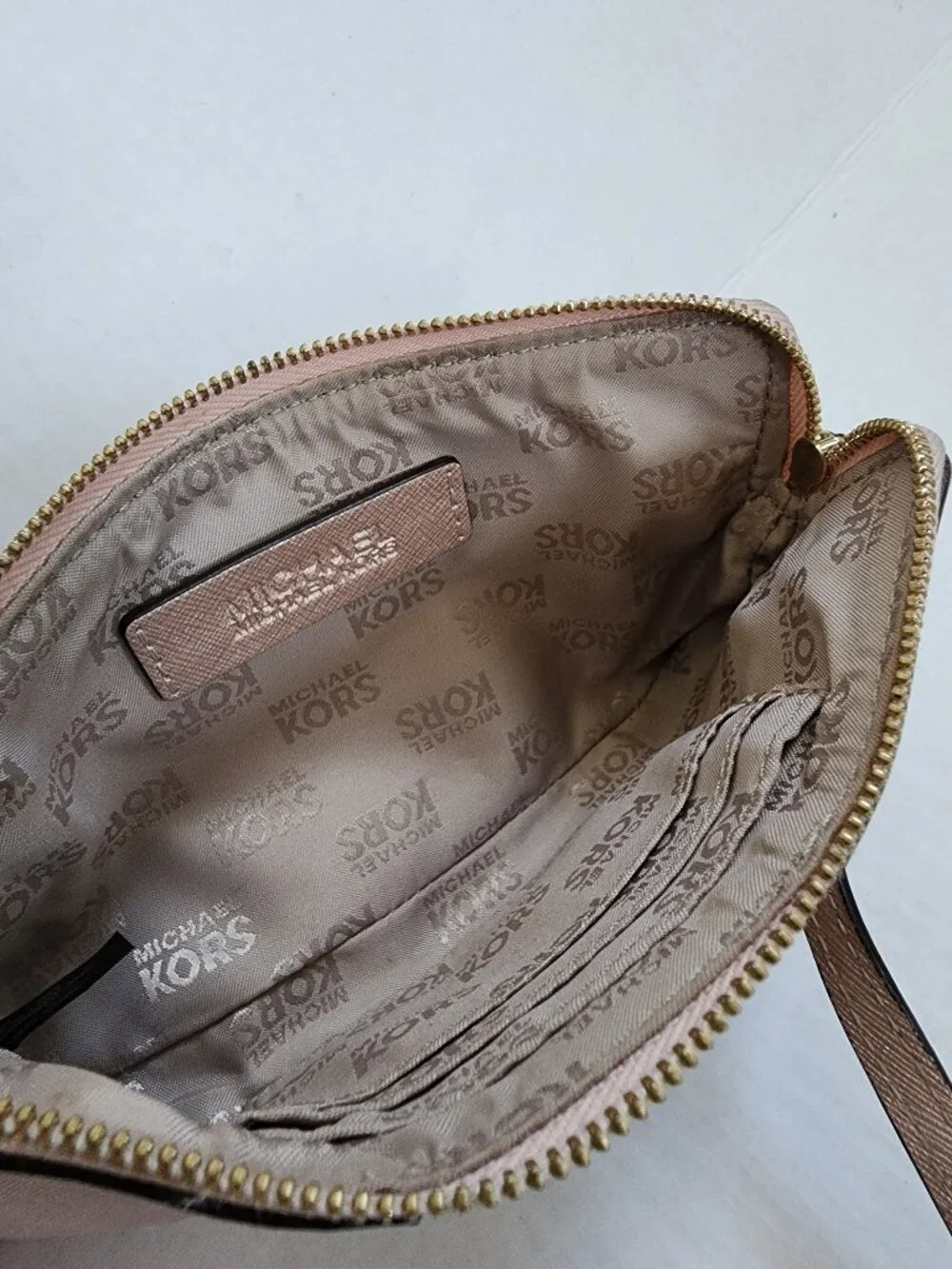 Michael Kors Jet Set Saffiano Leather Convertible Wristlet - Pale Pink - Picture 5 of 7